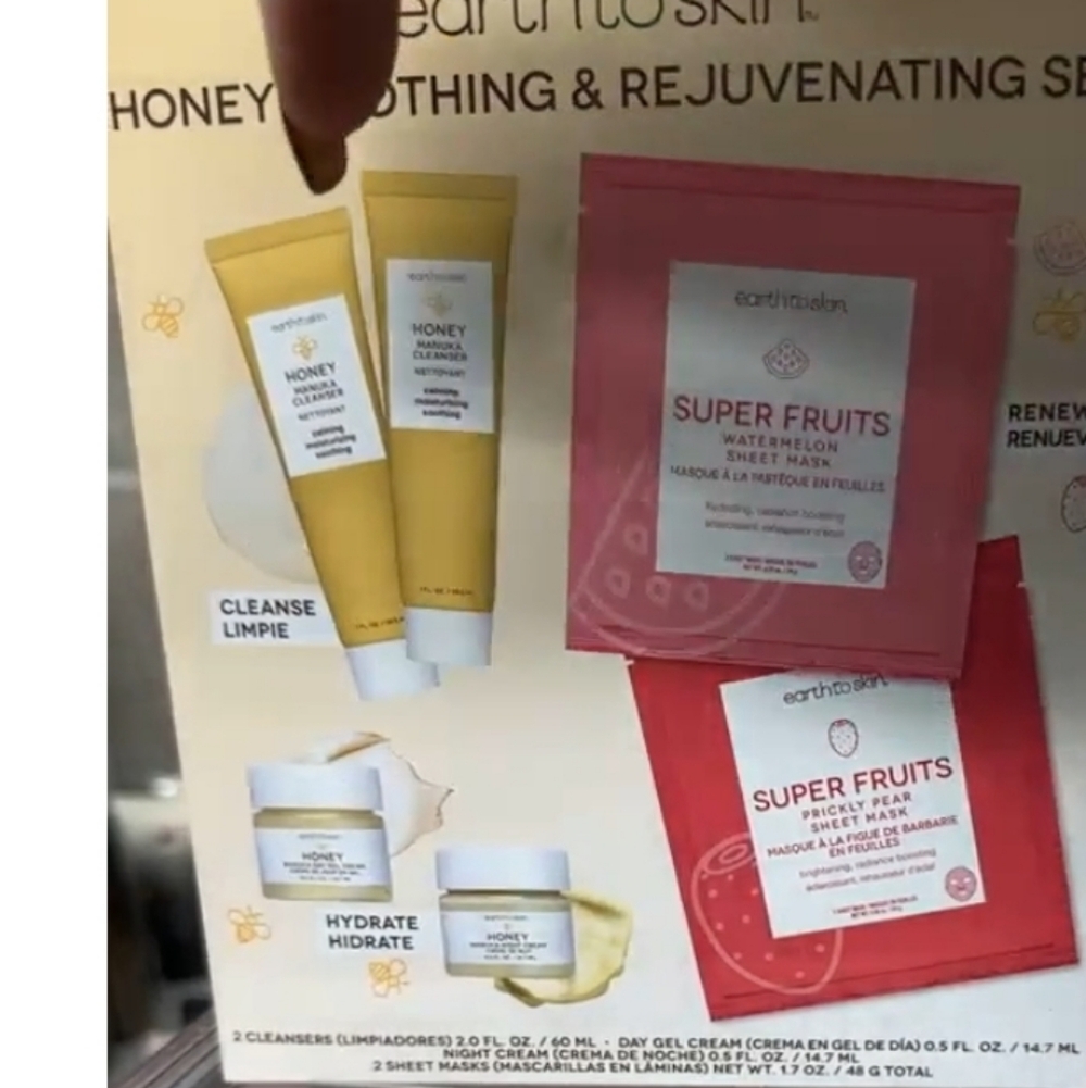 Earth to Skin Super Fruits Sheet Mask Set
